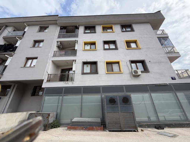 REMAX ARMA’DAN BUCA  YAYLACIK MAH MERKEZİ KONUMDA SATILIK FULL EŞYALI 2+1 ARA KAT DAİRE