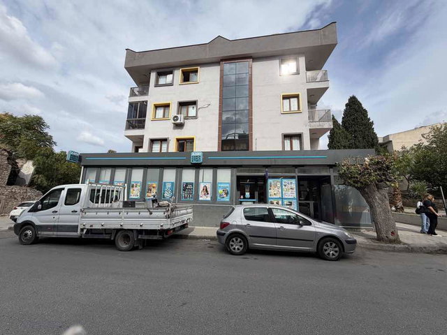 REMAX ARMA’DAN BUCA  YAYLACIK MAH MERKEZİ KONUMDA SATILIK FULL EŞYALI 2+1 ARA KAT DAİRE