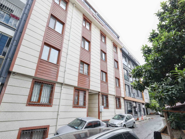 BEYOĞLU SEMT KONAĞINA KOMŞU 50M² BAHÇELİ 2+1 95M² SATILIK DAİRE