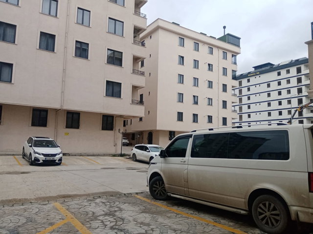 SULTANBEYLI BEY KONAKLARINDA SATILIK  4+1 BAHÇE DUBLEKSI