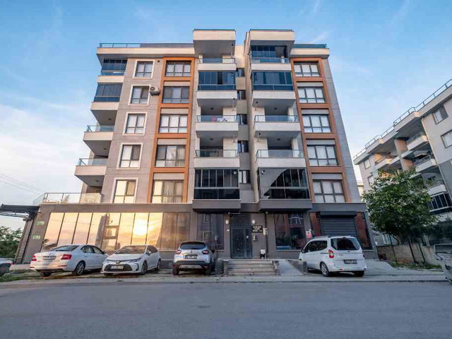 REMAX ADVANTAGE'DEN OSMANGAZİ GEÇİT'TE SİTE İÇİ 3+1 DAİRE