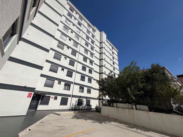 MALTEPE ESENKENTTE DENİZ MANZARALI METROYA YAKIN SATILIK 2+1