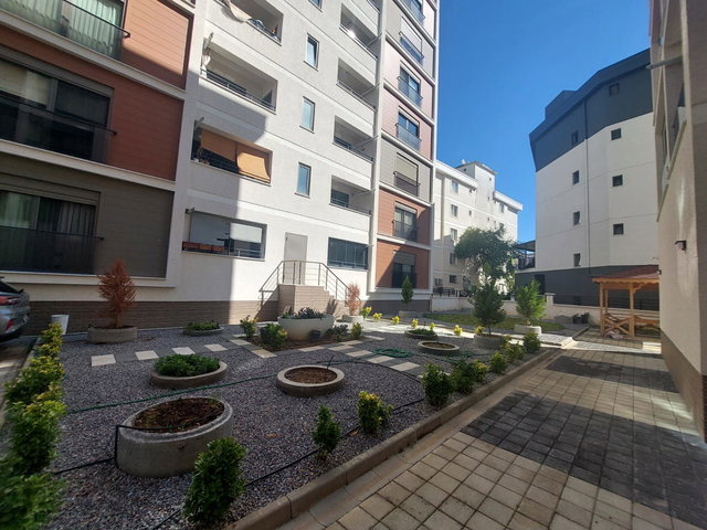 PENDİK YEŞİLBAĞLAR'DA GENÇ BİNADA KİRALIK 2+1 DAİRE