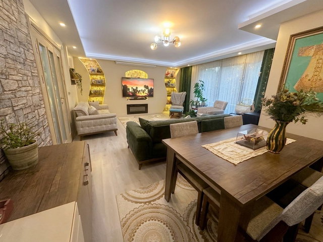 RE/MAX İNCİ'DEN ALTIEYLÜL BAHÇELİEVLER MAH'DE SATILIK 3+1 DAİRE