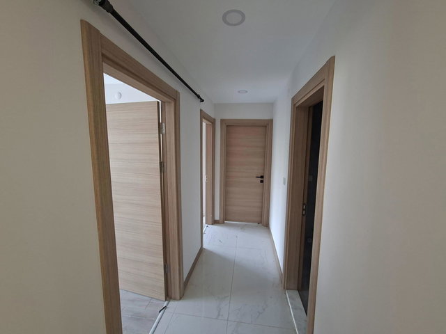 İZMİT MERKEZDE KAPALI MUTFAKLI KİRALIK 1+1 DAİRE