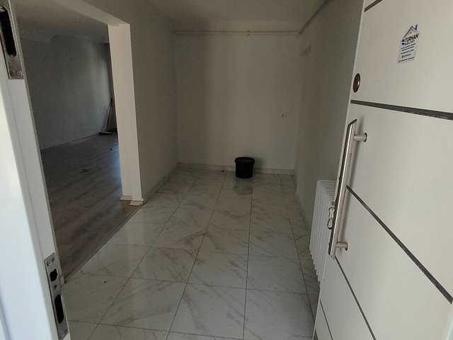 ÜMRANIYE ATAKENT MAHALLESINDE KIRALIK 200 M² 3 KATLI VILLA