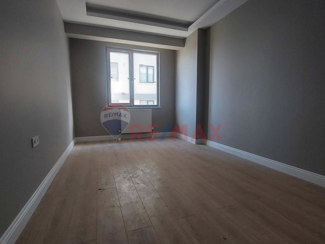ÇORLU PARK ORMAN 2'DE EŞYALI 1+1 ARA KAT KİRALIK DAİRE