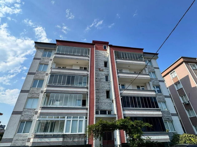 GİRESUN MERKEZ AKSU’DA 3+1 3 BALKONLU SATILIK DAİRE