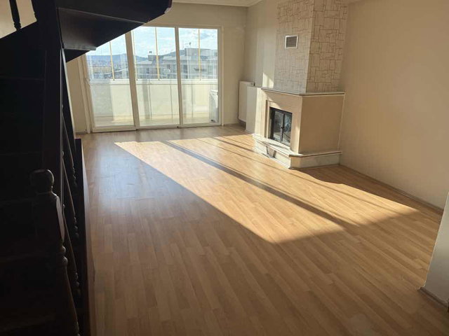 ÇEKMEKÖY’DE SİTE İÇİNDE 4+1 | 130 M² NETDOĞU-GÜNEY CEPHE