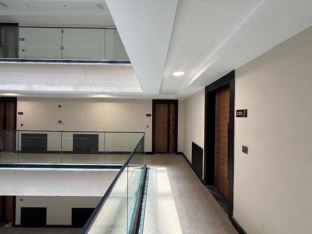 BORNOVA ALLWAYS SİTESİNDE SATILIK ÖN CEPHE 2+1 DAİRE