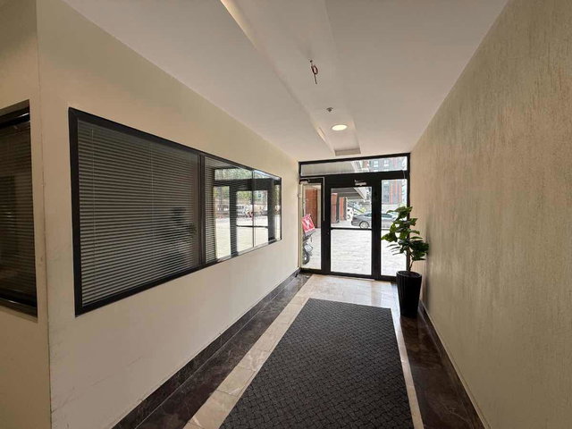 BORNOVA ALLWAYS SİTESİNDE SATILIK ÖN CEPHE 2+1 DAİRE
