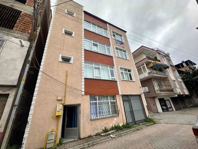 SAMSUN CANİK’TE 3+1 | 130 M² BRÜT | EN ÜST KAT | 3 CEPHELİ | BALKONLU DAİRE