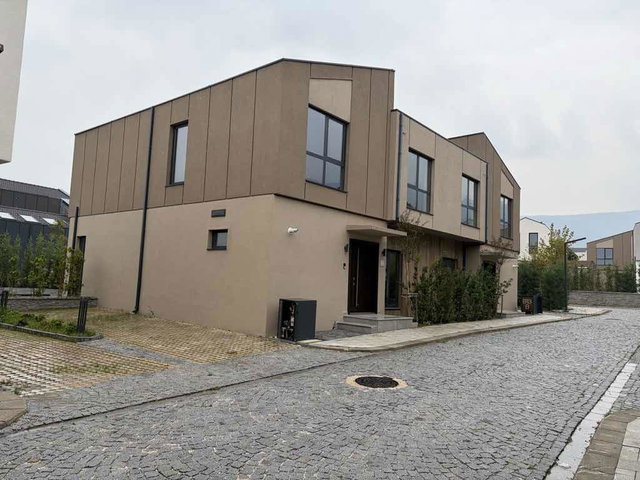 NEF SAPANCA’DA MÜSTAKİL HAVUZLU 5+1 KİRALIK VİLLA
