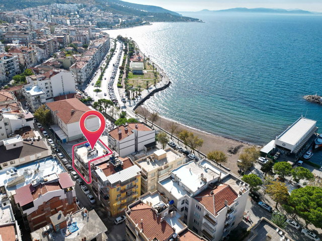 MERKEZDE PLAJA 50 METRE- ÇARŞIYA HERYERE YAKIN KONUMDA,DÜZAYAK,AYRI MUTFAKLI,YÜKSEK GİRİŞ 2+1 DAİRE
