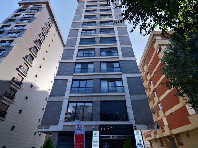 CADDEBOSTAN BAĞDAT CADDESI SAHIL TARAFI SATILIK 3+1 DAIRE 128 M2