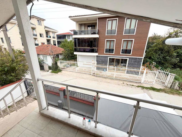 REMAX HÜR'DEN ŞEHRIN MERKEZINDE 2+1 KIRALIK DAIRE