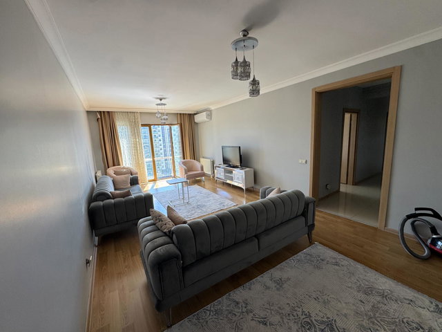 ALEMDAĞ EMLAK KONUT’TA GÜNEY CEPHE 13. KAT 3+1 EŞYALI KİRALIK DAİRE