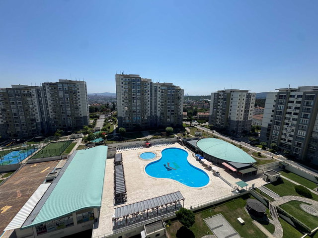 ALEMDAĞ EMLAK KONUT’TA GÜNEY CEPHE 13. KAT 3+1 EŞYALI KİRALIK DAİRE