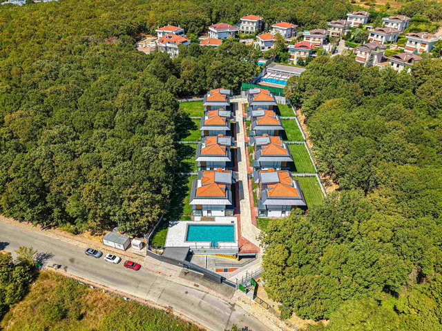 ÇEKMEKÖY MERKEZ’DE SIFIR 6+2 KİRALIK VİLLA | 410 M² NET, 5 BANYO, 4 KAT