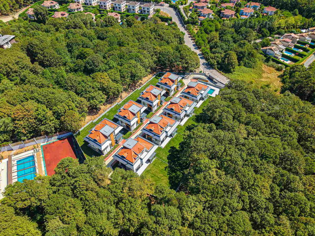 ÇEKMEKÖY MERKEZ’DE SIFIR 6+2 KİRALIK VİLLA | 410 M² NET, 5 BANYO, 4 KAT