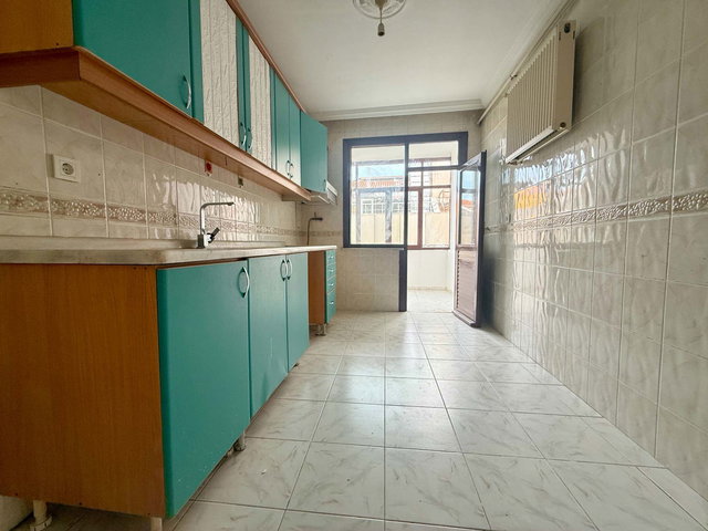 ÜMRANIYE ALEMDAĞ CADDESI KIRALIK DUBLEKS 3+2 DAIRE