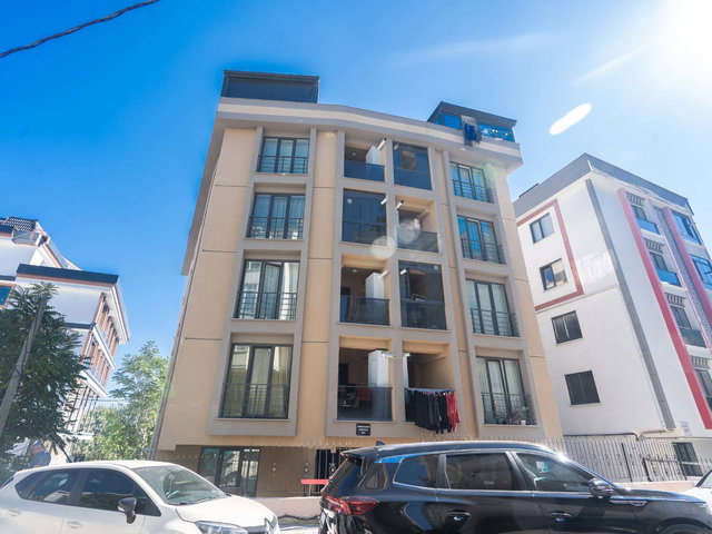 REMAX GELİŞİMDEN YAKUPLU MAH. BAHÇELİ TERS DUBLEKS 2+1 SATILIK DAİRE