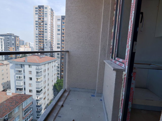 KOZYATAĞI BAYAR CD 2 AY SONRA TESLIM SATILIK 3+1 DAIRE 123 M2