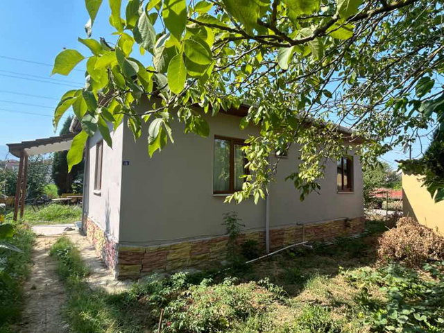 KARTEPE UZUNBEY’DE MEYVE AĞAÇLARI İÇİNDE SATILIK MÜSTAKİL EV