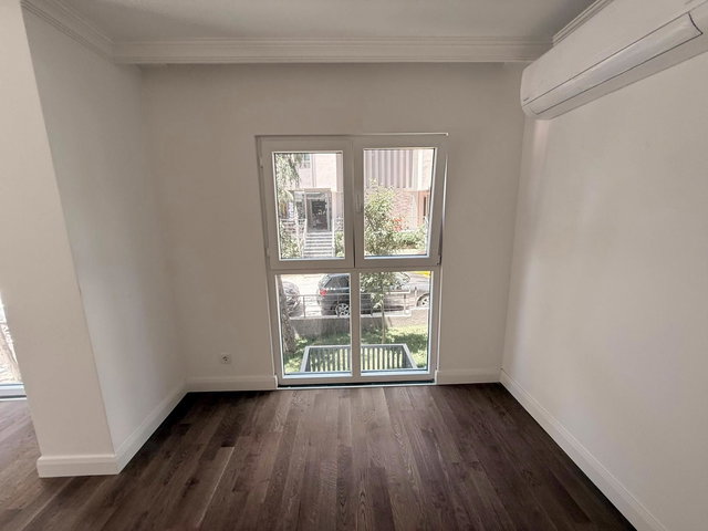 ÇİFTEHAVUZLAR'DA BAĞDAT CADDESİNE 100MT MESAFEDE GENİŞ 2+1