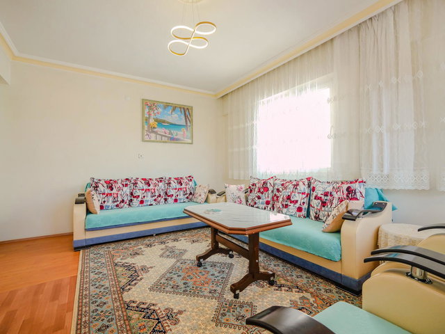KORKUTELİ YENİ MAH. ANTALYA CAD. ÜZERİ 5+1 SATILIK ÇATI DUBLEKSİ 245 M² DOĞALGAZLI 3 CEPHE