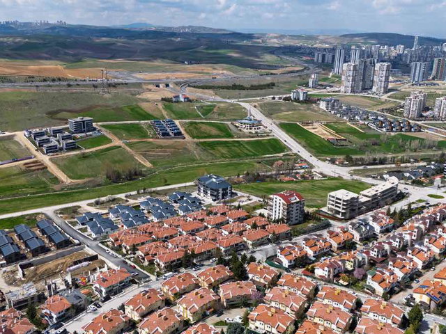 DODURGA ŞEN UMAY SİTESİ KİRALIK VİLLA.