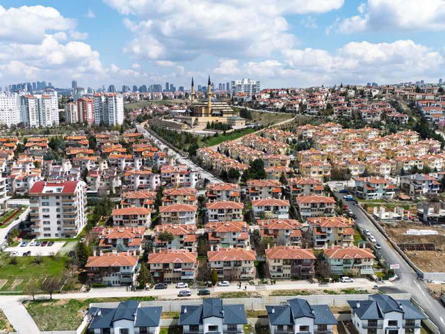 DODURGA ŞEN UMAY SİTESİ KİRALIK VİLLA.