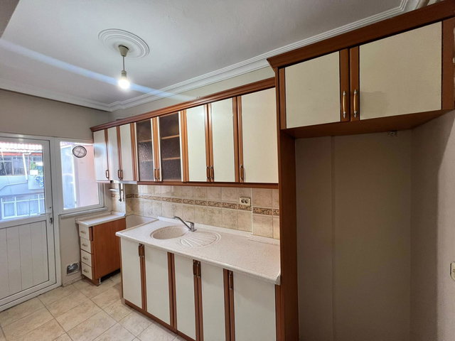 İZMİT ERENLERDE KİRALIK AYRI MUTFAK 1+1 ARAKAT DAİRE