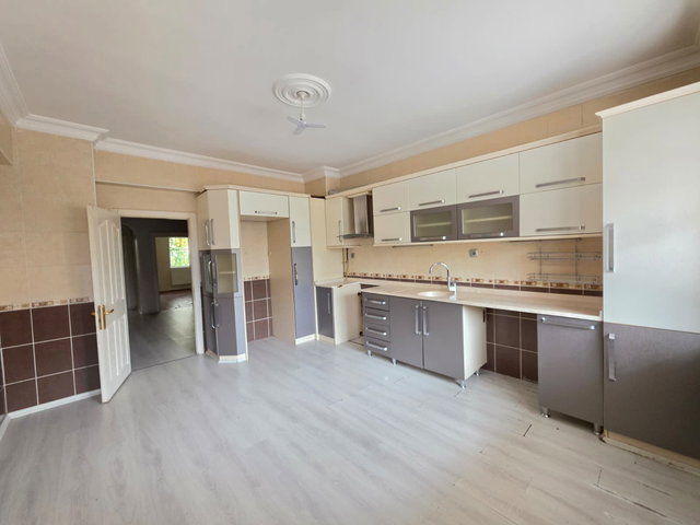 REMAX İLKE'DEN YILDIZKENT'TE 3+1 SATILIK DAİRE