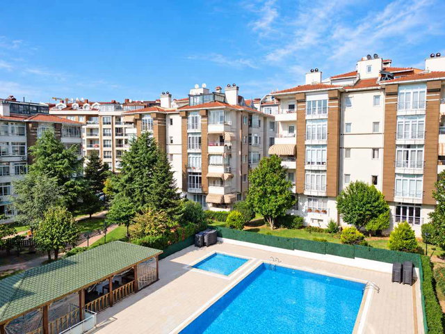 HÜSEYİN KURAN’DAN GÖKTÜRK BENTLER SİTESİ’NDE HAVUZ CEPHELİ, 220 M² LÜKS 3+1 SATILIK