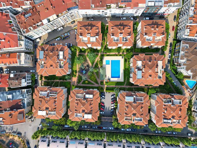 HÜSEYİN KURAN’DAN GÖKTÜRK BENTLER SİTESİ’NDE HAVUZ CEPHELİ, 220 M² LÜKS 3+1 SATILIK