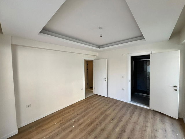 EMİMEVİME UYGUN BAŞİSKELE MAMİK REFORMDA SİTE İÇİ 3+1 DAİRE