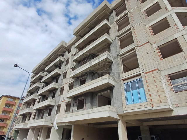 RE/MAX LACİVERT'TEN YENİŞEHİR'DE SATILIK 2+1 LÜKS DAİRE