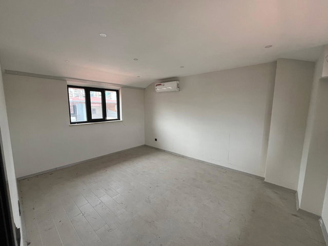 REMAX MODEL DEN SIRAKAPILAR MAHALLESİNDE 3+1 SATILIK DUBLEKS DAİRE