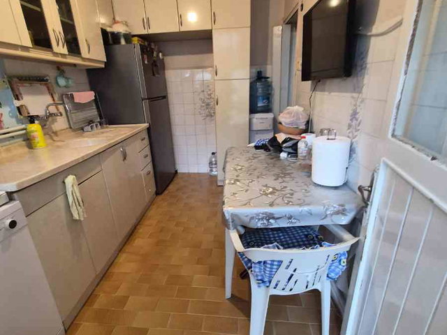 DARICA CAMİ MAHALLESİNDE DENİZ MANZARALI 2+1 ARA KAT DAİRE