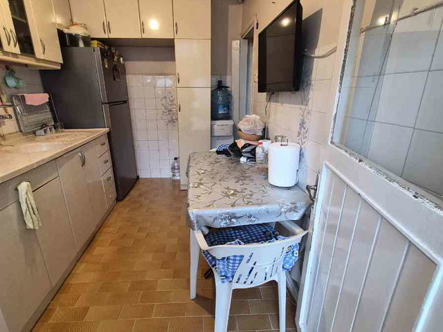 DARICA CAMİ MAHALLESİNDE DENİZ MANZARALI 2+1 ARA KAT DAİRE