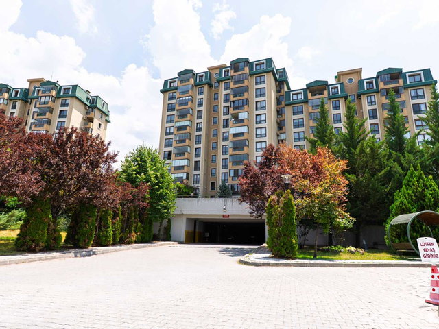 ANGORA CADDESI ÜZERINDE  PRESTIJLI, HUZURLU ÖZEL SITE BEYSU GREEN PARK’TA 4+1 DAIRE