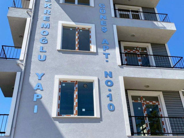 REMAX PANORAMA'DAN AÇIK OTOPARKLI DENIZ MANZARALI SATILIK 2+1