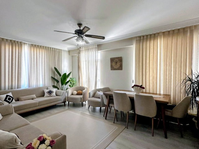 REMAX PANORAMA'DAN AÇIK OTOPARKLI DENIZ MANZARALI SATILIK 2+1