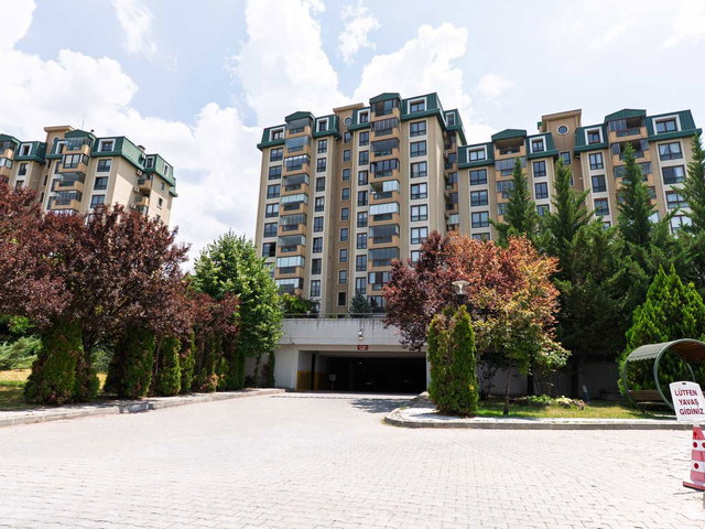 ANGORA CADDESI ÜZERINDE  PRESTIJLI, HUZURLU ÖZEL SITE BEYSU GREEN PARK’TA 4+1 DAIRE