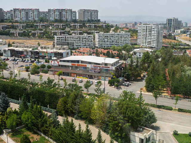 ANGORA CADDESI ÜZERINDE  PRESTIJLI, HUZURLU ÖZEL SITE BEYSU GREEN PARK’TA 4+1 DAIRE