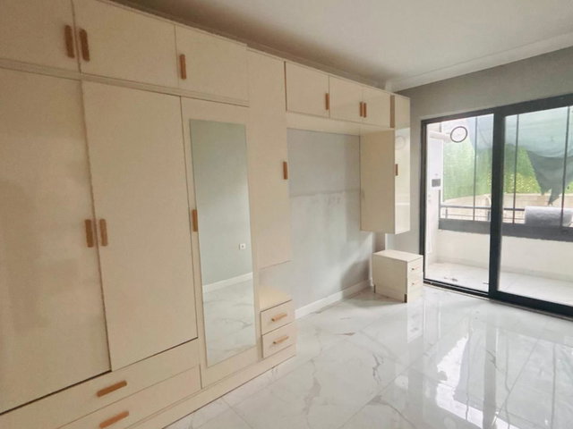 REMAX DEM'DEN CUMHURİYET MAHALLESİ ANA CADDEDE KİRALIK 1+1 DAİRE