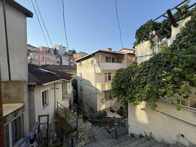 RUMELİHİSARI MAHALLESİ’NDE, YATIRIMA UYGUN 3+1 DAİRE