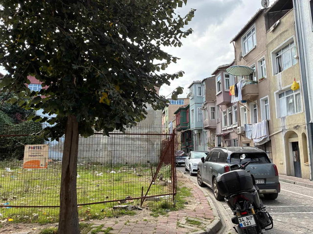 FATİH AYVANSARAY BALAT'TA  2+1 MÜSTAKIL EV