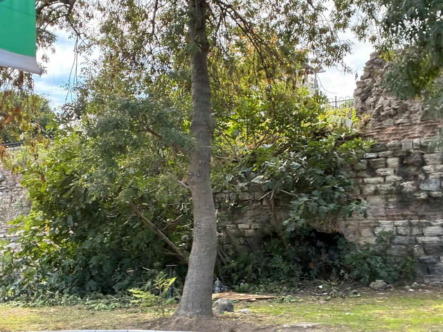 FATİH AYVANSARAY BALAT'TA  2+1 MÜSTAKIL EV